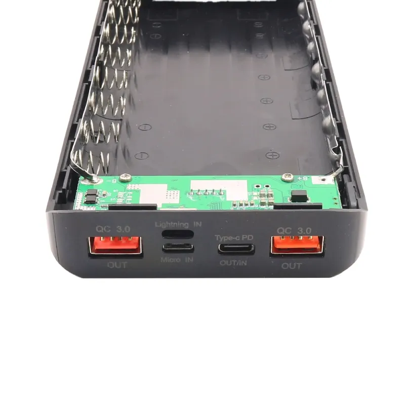 کیس پاوربانک 12 وات مدل X8 ظرفیت 20 هزار میلی امپر ساعت gallery1